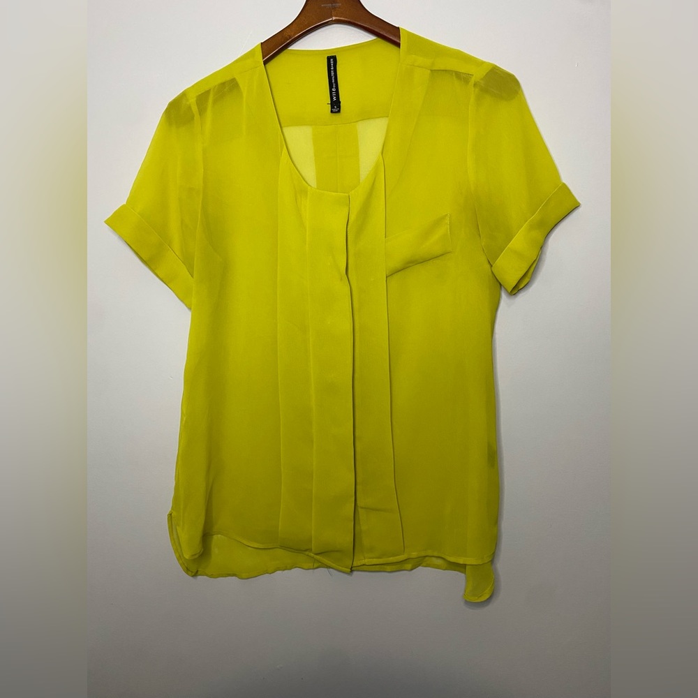 W118 by Walter Baker sheer short sleeve blouse Size Small Color Mustard